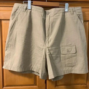 AE shorts Sz  22